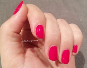 essence nail polish 14 have a very pink x-mas