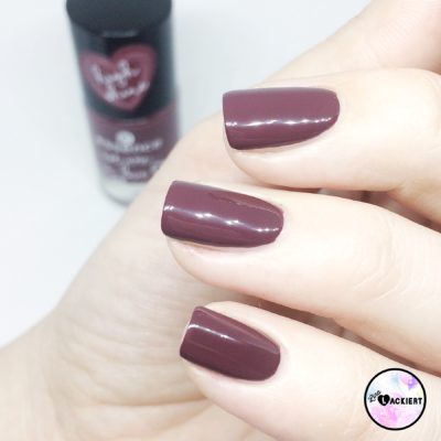 essence limited edition we are...in love nail polish