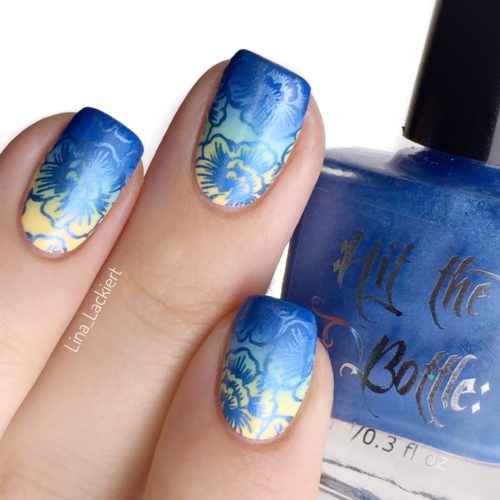 Blumiges Stamping über Gradient